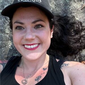 Meet your Posher, Whitney